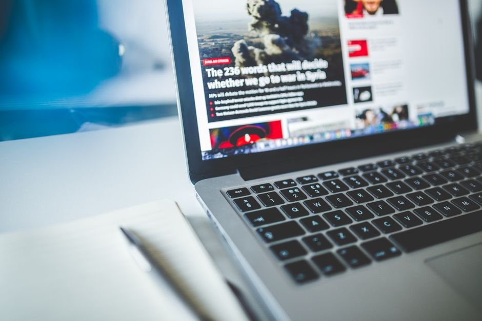EEAT Content - Content Writer Publishing Article Computer Overview