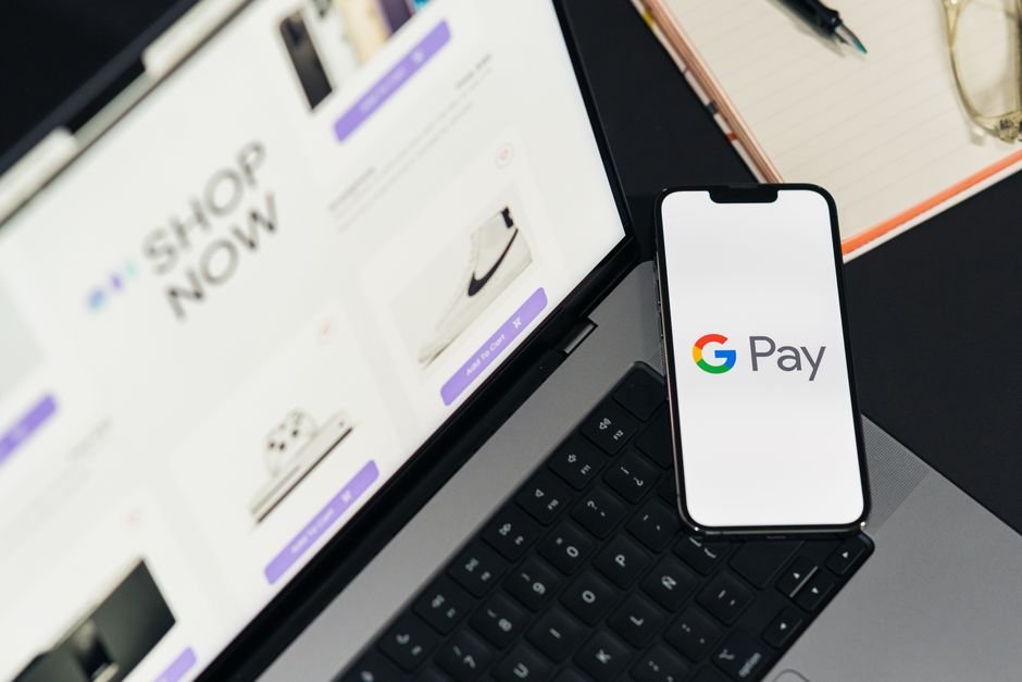 Shopify INP Optimization - Mobile E-commerce Checkout Interface Overview